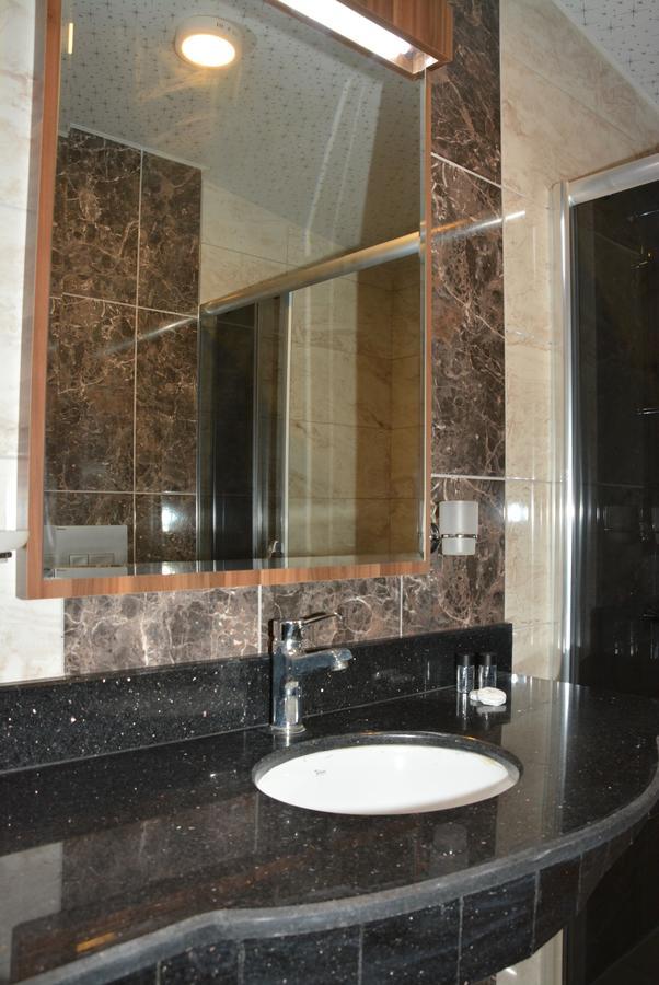 Monk Boutique Hotel Kemer Bagian luar foto
